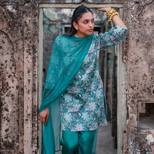 Ruhani Green Paisley Blockprinted Suit Set with Dupatta